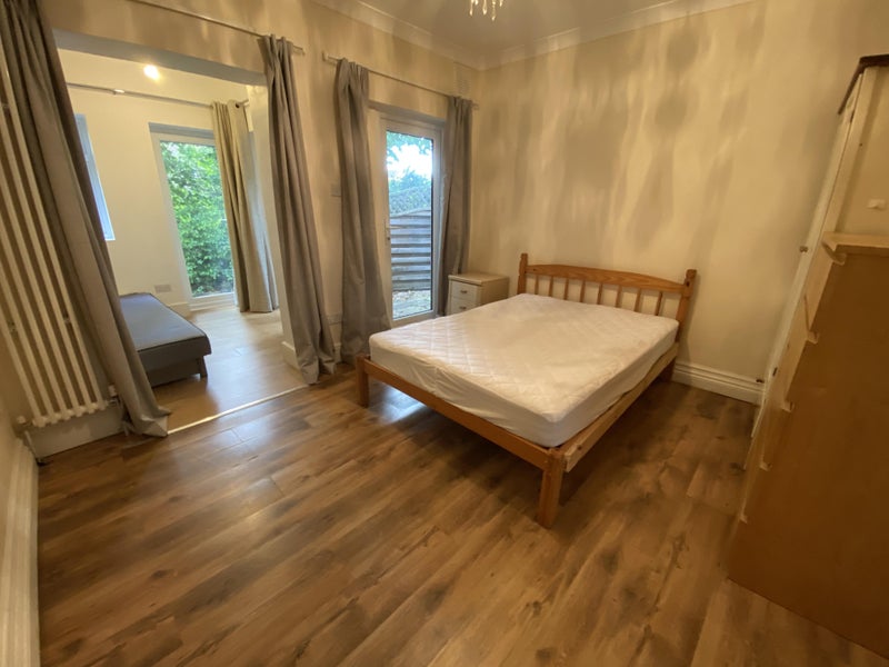 Photo 1: Bedroom 1
