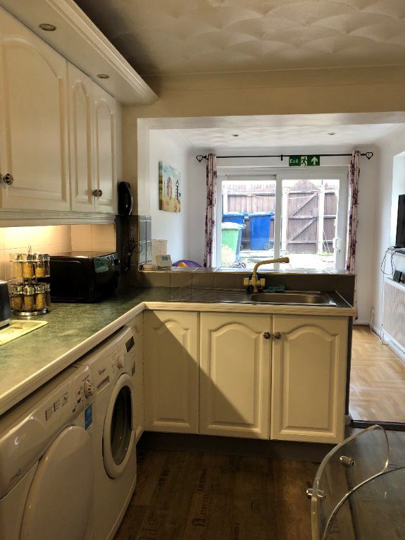 Photo 1: Kitchen