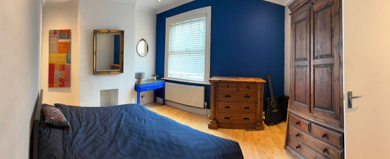Photo 1: Bedroom 1