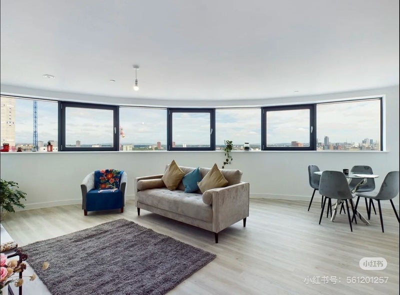 Photo 1: Living Room