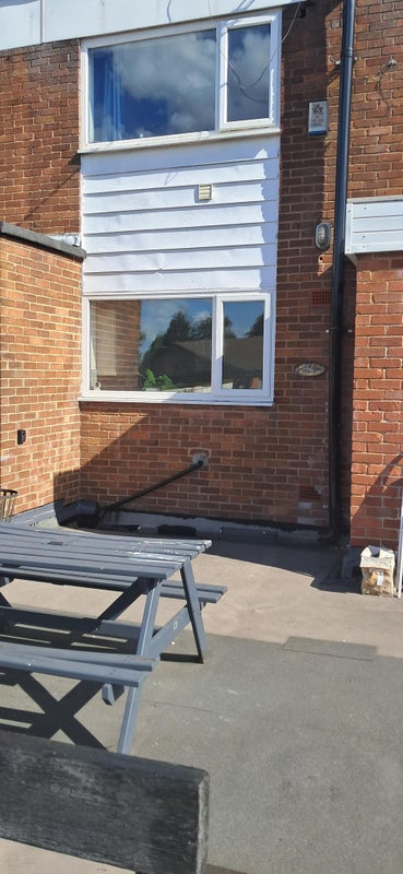 Photo 1: Patio