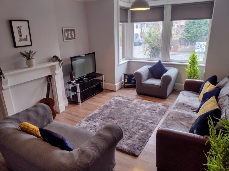 Photo 1: Living Room