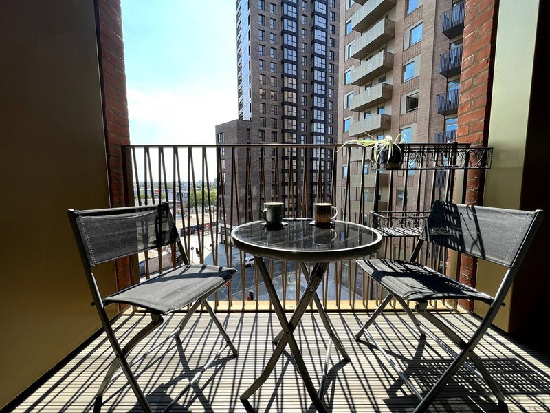 Photo 1: Balcony