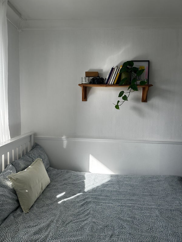 Photo 1: Room 2 - 890£