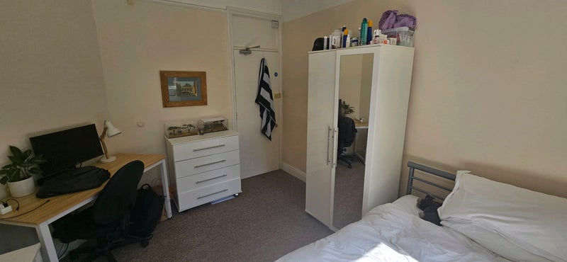 Photo 1: Available room