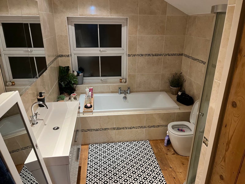 Photo 1: Bathroom