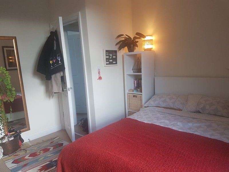 Photo 1: Bright double room