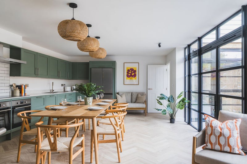 Photo 1: Kitchen
