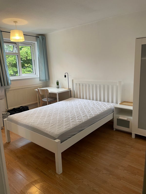 Photo 1: Room (Yours)