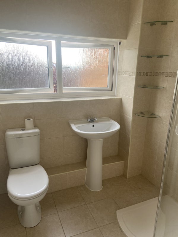 Photo 1: Walk in shower 