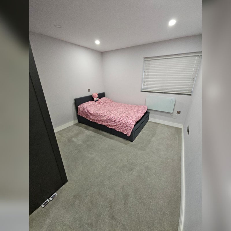 Photo 1: Room1 - Furnished