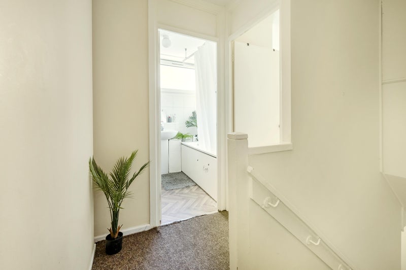 Photo 1: Common Area