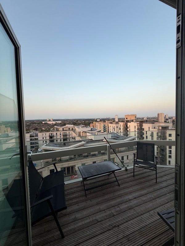 Photo 1: Balcony or Terrace