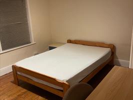 Photo 1: Bedroom1