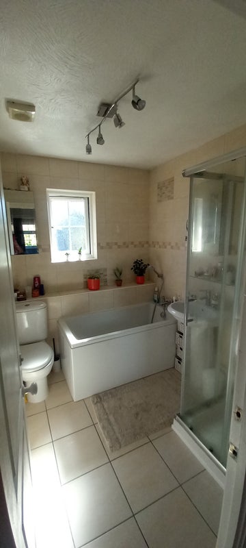 Photo 1: Bathroom