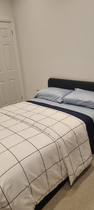 Photo 1: Double room
