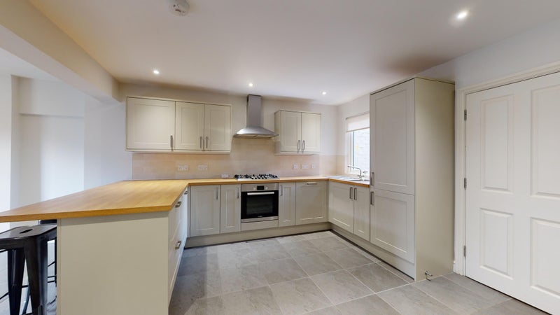 Photo 1: Kitchen