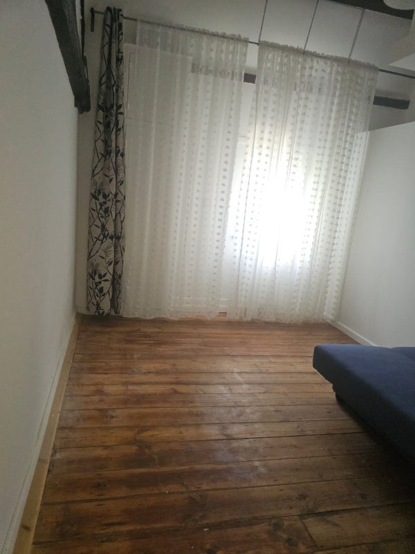 Photo 1: Typical room