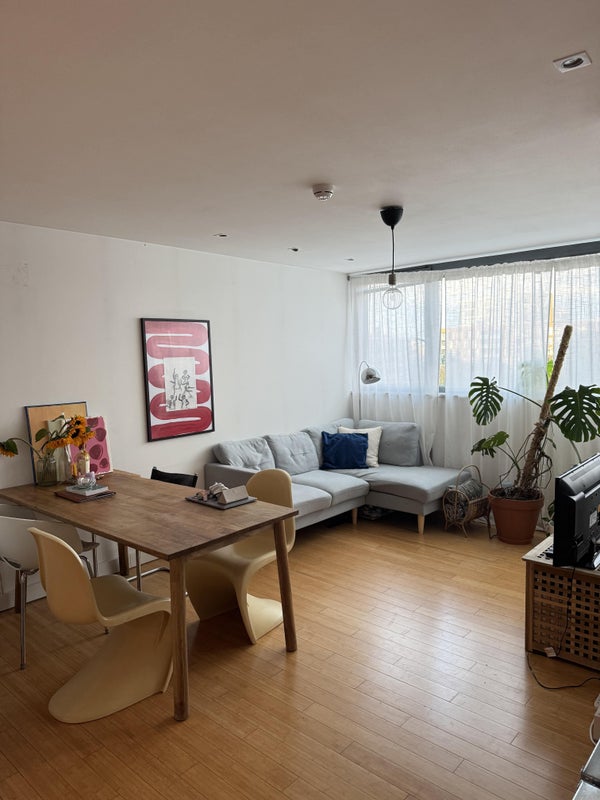 Photo 1: Living room and kitchen