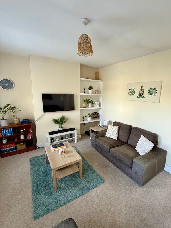 Photo 1: Living room