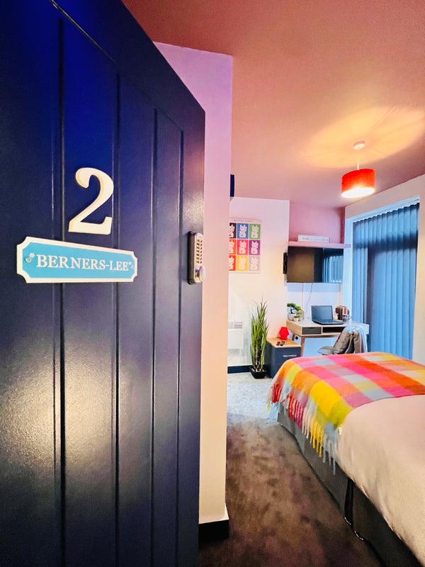 Photo 1: Bedroom 2 Medium Double Ensuite 