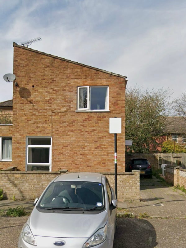 Photo 1: House