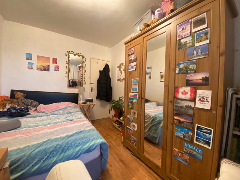 Photo 1: £975 PCM Room 