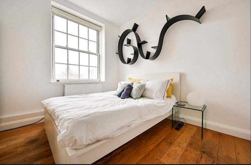 Photo 1: your room