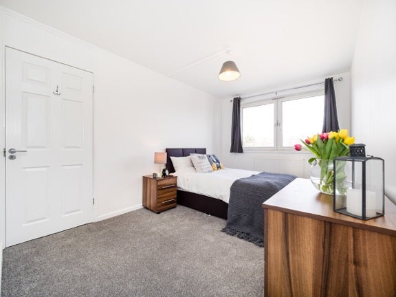 Photo 1: Very Large Double room 