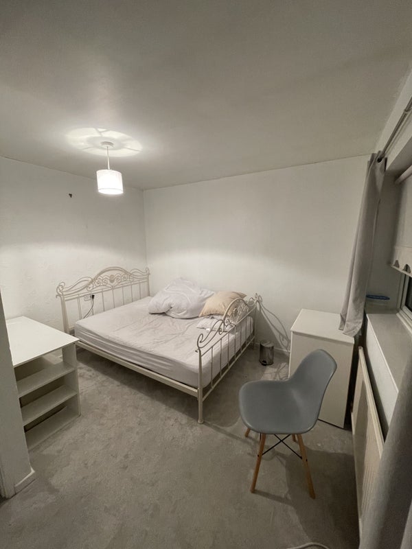 Photo 1: Double room