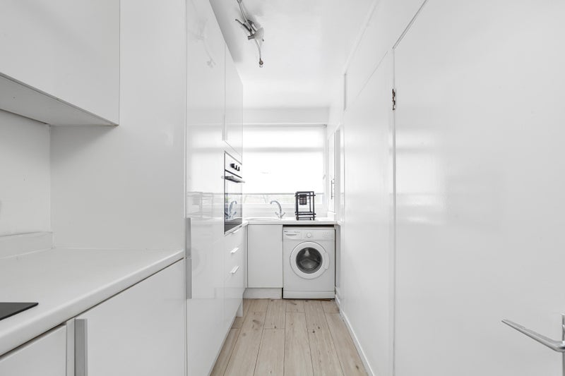 Photo 1: Kitchen