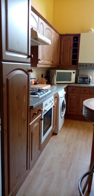 Photo 1: Kitchen