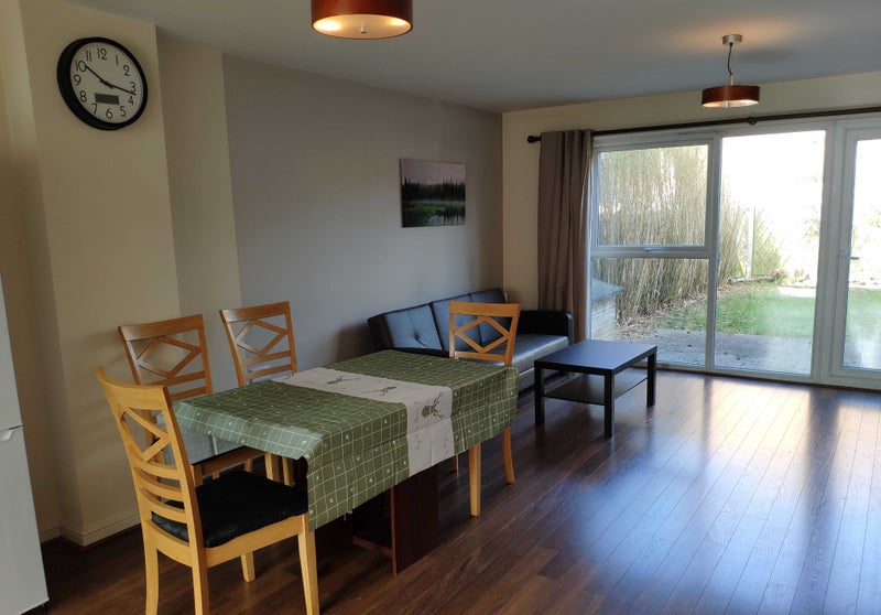 Photo 1: Living room