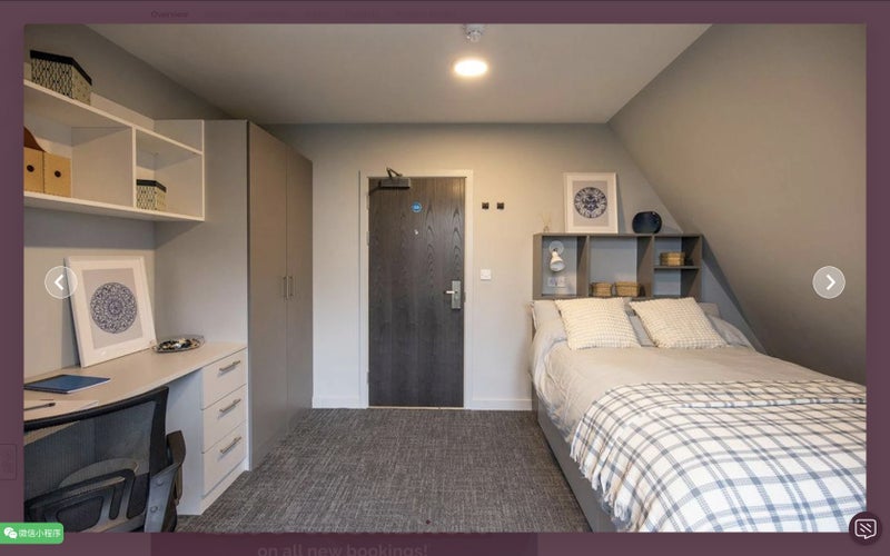 Photo 1: Bedroom