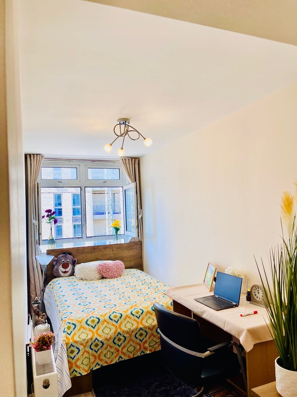 Photo 1: Tranquil Bedroom