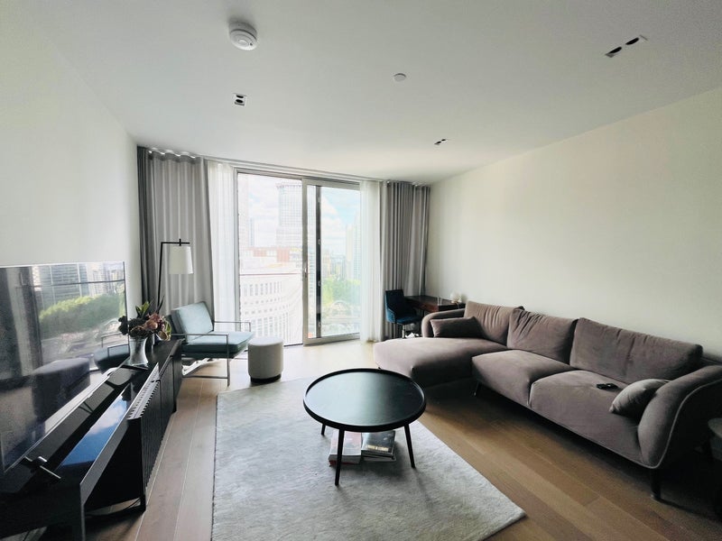 Photo 1: Living Room