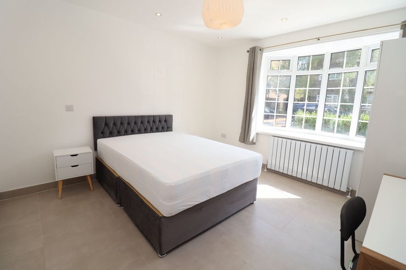 Photo 1: Room 1: £295 per week - Double room single use - £1,278 per month