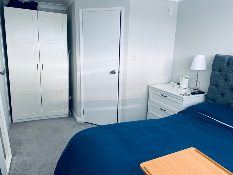 Photo 1: En-suite Bedroom