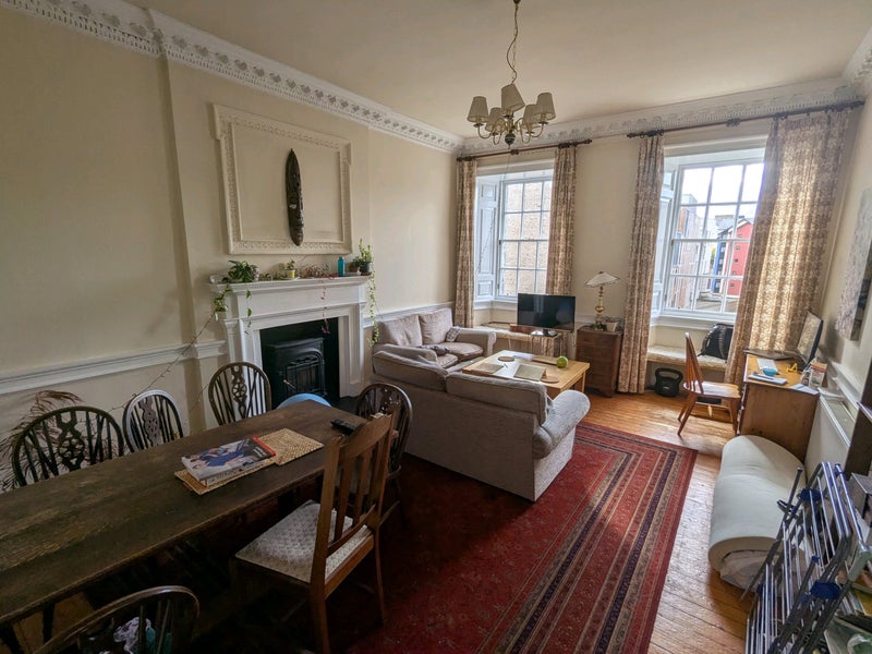Photo 1: Living room
