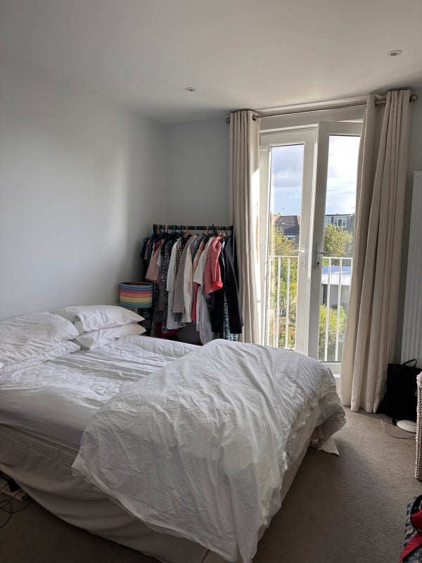 Photo 1: Double room with Juliet balcony