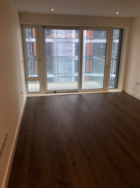 Photo 1: Living room