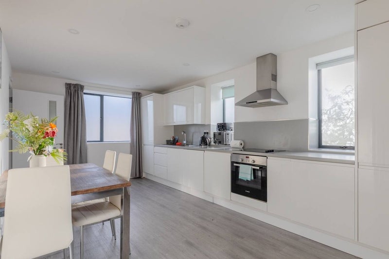 Photo 1: Kitchen