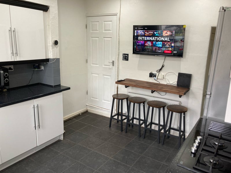 Photo 1: Communal Kitchen