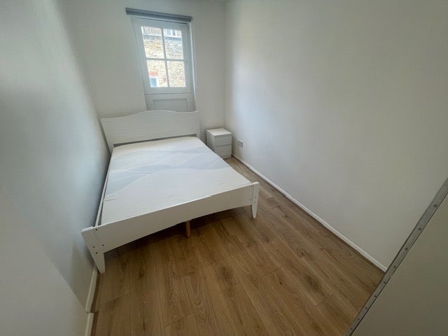 Photo 1: £277pw with all bills included