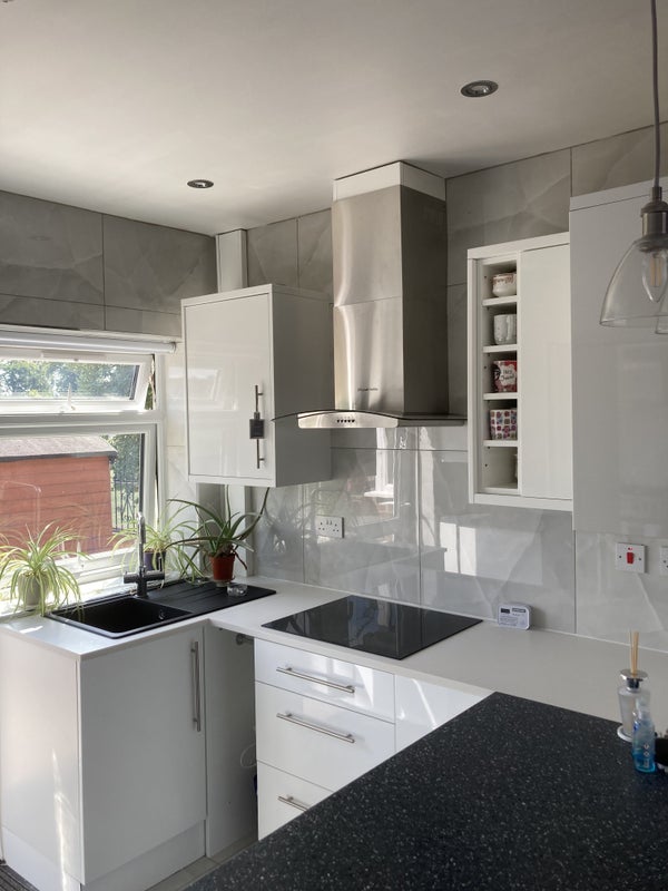 Photo 1: Studio Kitchen