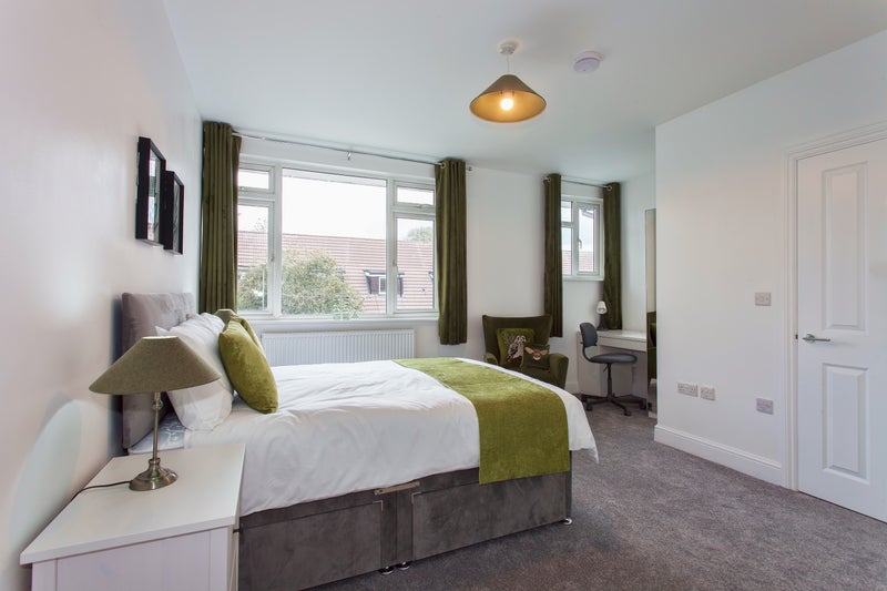 Photo 1: Room 3
