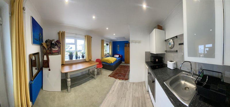 Photo 1: Self contained