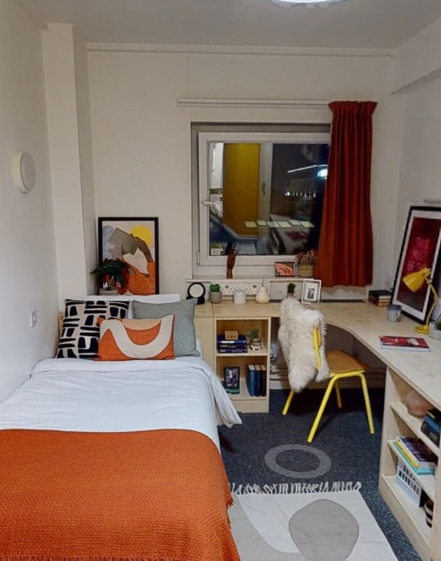 Photo 1: the bedroom