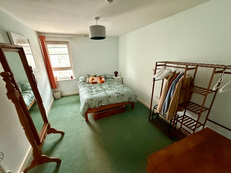 Photo 1: Double bed, underbed drawer, bedside cabinet, wardrobe, chest of drawers, mirror