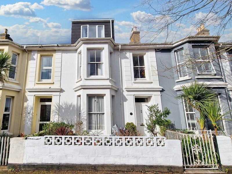 Photo 1: house front